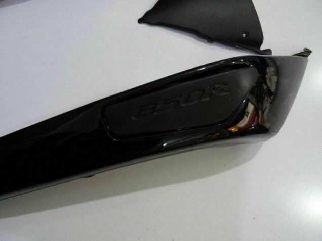 Carenado Kawasaki EX650 09-11 - Negro Carenado Kawasaki EX650 09-11 - Negro