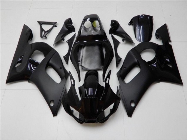 Carenado Yamaha R6 98-02 - Brillante Negro Mate Carenado Yamaha R6 98-02 - Brillante Negro Mate