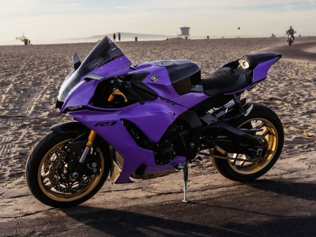 Carenados Moto Yamaha YZF 1000 R1 2020-2025 - Púrpura Negro Brillante