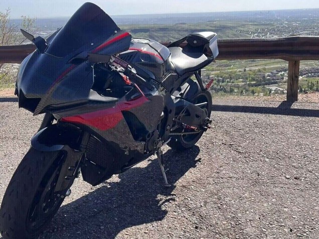 Carenados Moto Yamaha YZF 1000 R1 2020-2025 - Negro FibraCarbono Rojo