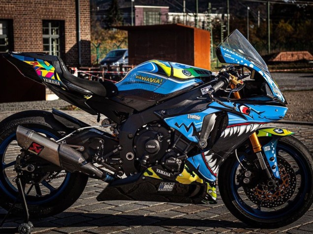 Carenados Moto Yamaha YZF R1 2015-2019 - Azul Amarillo Tiburón